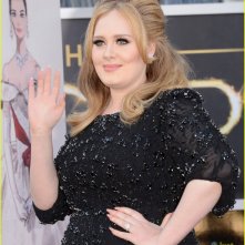 Oscar 2013: la magnifica Adele sul red carpet