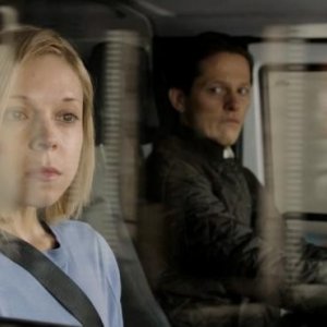 Antonia Campbell-Hughes con Thure Lindhardt in una scena di 3096