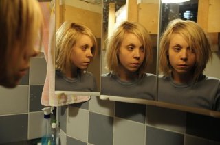 Antonia Campbell-Hughes è Natascha Kampusch nel film 3096