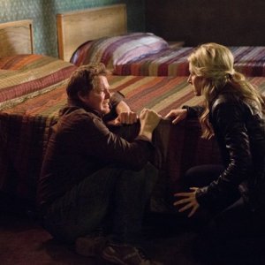 Cult: Alona Tal in una scena dell'episodio You're Next