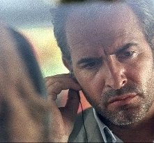 Jean Dujardin in Möbius: una scena del film del 2013