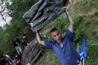 Clip 2 - Ci vuole un gran fisico