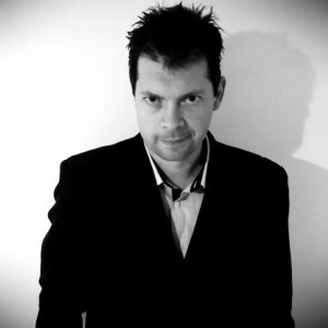 il regista Valerio Zanoli