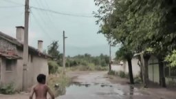 Trailer - Sofia's Last Ambulance