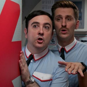 Gli amanti passeggeri:  Raúl Arévalo e Carlos Areces interpretano Ulloa e Fajardo