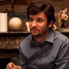 L'amore inatteso: Eric Caravaca nei panni di Antoine in una scena