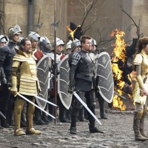 Il cacciatore di giganti: Ian McShane, Ewan McGregor, Nicholas Hoult e Eleanor Tomlinson in una scena