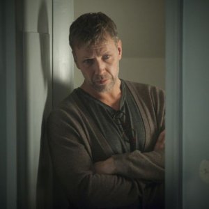 L'ipnotista: Mikael Persbrandt in un momento del film