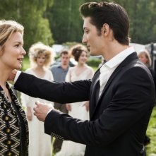 20 ans d'écart: Pierre Niney con Virginie Efira in una scena della commedia