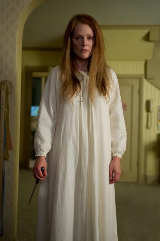 Carrie Julianne Moore E La Mamma Di Carrie Nel Remake Dell Horror Di Brian De Palma 268152