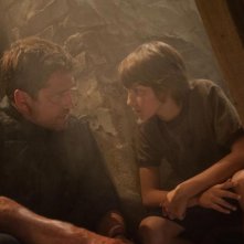 Attacco al potere - Olympus Has Fallen: Gerard Butler e Finley Jacobsen in una scena