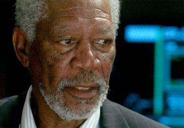 Attacco al potere - Olympus Has Fallen: Morgan Freeman è il portavoce della Casa Bianca in una scena