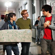 Bianca come il latte, rossa come il sangue - Filippo Scicchitano insieme ai suoi compagni di scuola in una scena del film