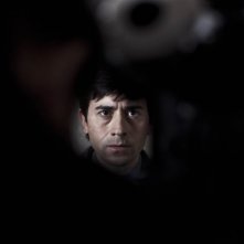 La città ideale: Luigi Lo Cascio in una cupa inquadratura tratta dal film