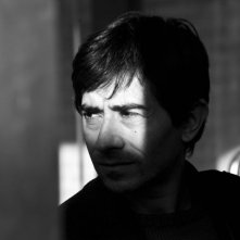 La città ideale: un intenso primo piano di Luigi Lo Cascio tratto dal film