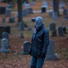 Le streghe di Salem: un'inquietante scena cimiteriale tratta dal film