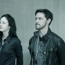 James McAvoy e Andrea Riseborough nel film Welcome to the Punch
