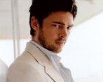 Karl Urban e Minka Kelly nel cast di Human