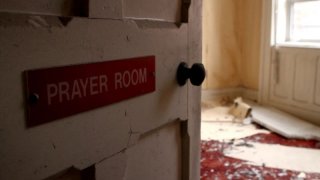 Mea maxima culpa. Silenzio nella casa di Dio: la stanza della preghiera della chiesa sconsacrata di St. Joseph, nel nord di Belfast