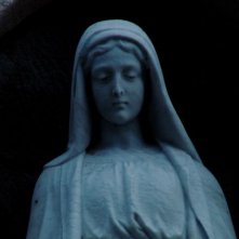 Mea maxima culpa. Silenzio nella casa di Dio: una statua di Maria tratta dal documentario