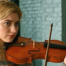 Una fragile armonia: Imogen Poots in una scena
