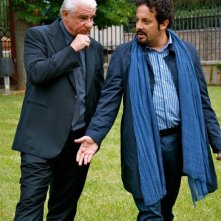 Ci vediamo domani: Ricky Tognazzi in una scena del film con Enrico Brignano