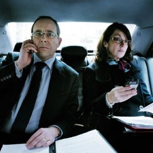 Il ministro - L'esercizio dello Stato: Olivier Gourmet e Zabou Breitman in una scena del film