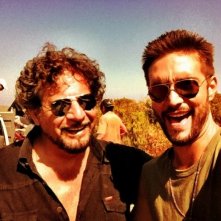 Un'insolita vendemmia: Alex Belli e Edoardo Siravo sul set del film