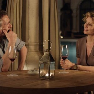 Viaggio sola: Margherita Buy in dolce compagnia in una scena del film