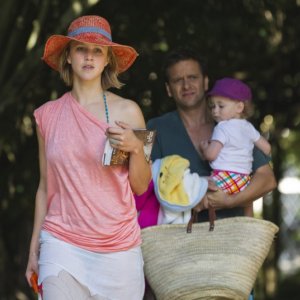 Marie Kremer e Jonathan Zaccaï in Sous le figuier