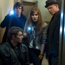 Now You See Me: Isla Fisher, Dave Franco, Jesse Eisenberg e Woody Harrelson in una scena
