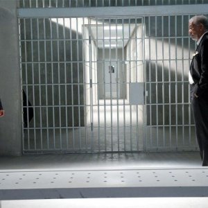 Now You See Me: Mark Ruffalo e Morgan Freeman dietro le sbarre in una scena