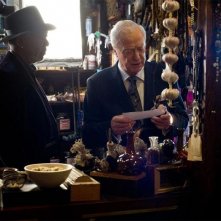 Now You See Me: Morgan Freeman e Michael Caine in una scena