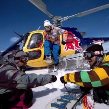 The Art of Flight: un'immagine tratta dal documentario sulle imprese dello snowboarder Travis Rice e dei suoi amici