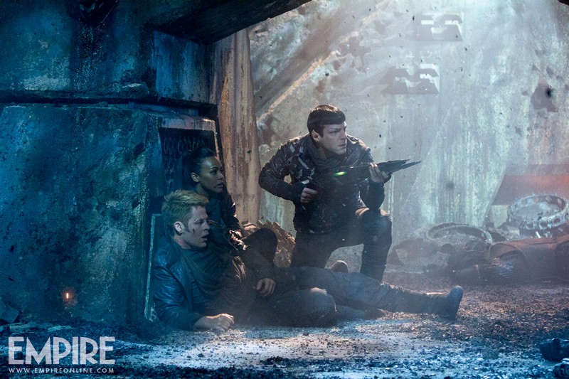 Zachary Quinto Zoe Saldana E Chris Pine In Una Scena Estrema Di Star Trek Into Darkness 269850