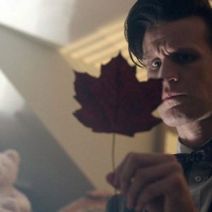 Doctor Who: Matt Smith in una foto di scena dell'episodio The Bells of St John