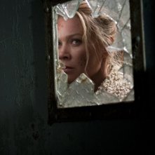 The Walking Dead: Laurie Holden in una tesa scena dell'episodio Vendetta