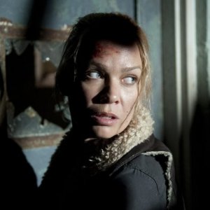 The Walking Dead: Un primo piano di Laurie Holden nell'episodio Vendetta