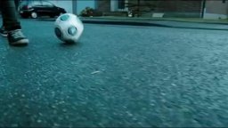 Teaser 'Leon' - Bastard