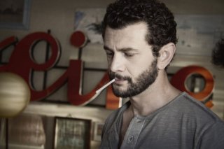 Passione sinistra: Vinicio Marchioni in una scena