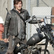 The Walking Dead: Norman Reedus è Daryl Dixon nell'episodio Nelle tombe