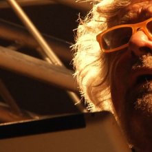 Tsunami Tour: Beppe Grillo in un'immagine tratta dal documentario sul tour del Movimento 5 stelle