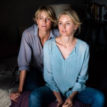 Naomi Watts e Robin Wright in Perfect Mothers, in cui interpretano due amiche.