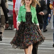 The Carrie Diaries: AnnaSophia Robb in un momento del pilot della serie