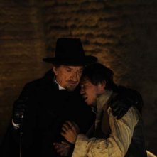 Marco Cassini accanto a Gigi Proietti ne L'ultimo Papa Re