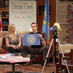The Big Bang Theory: Kaley Cuoco e Jim Parsons nell'episodio The Monster Isolation