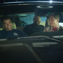 Fire with Fire: Josh Duhamel in una scena con Eric Winter e James Lesure