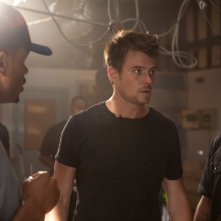 Fire with Fire: Josh Duhamel in una scena del film con Quinton 'Rampage' Jackson