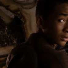 Jaden Smith nei panni del giovane Kitai Raige in una scena di After Earth