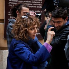 Miele La Regista Del Film Valeria Golino Sul Set Del Film 271195